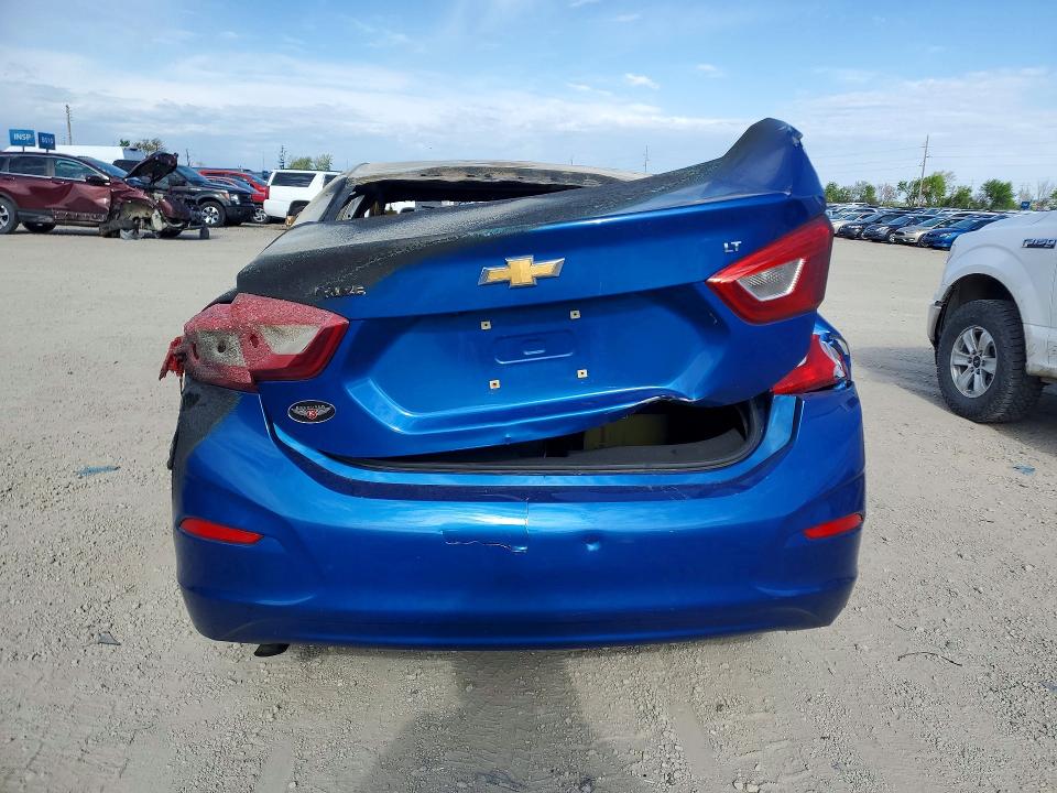 Продажа на аукционе авто 2018 Chevrolet Cruze, vin: 1G1BE5SM6J7131670, номер лота: 52511876