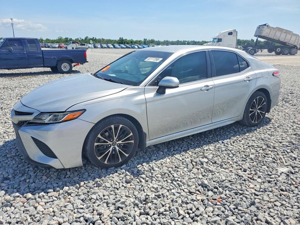 Auction sale of the 2018 Toyota Camry, vin: 4T1B11HKXJU551673, lot number: 52777396