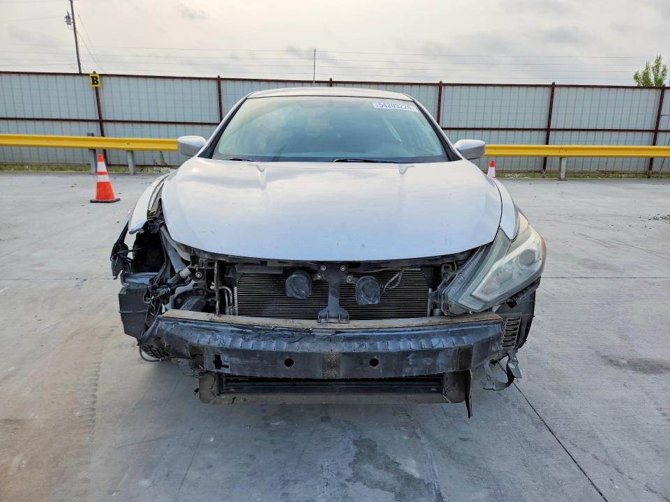 2016 Nissan Altima მანქანა იყიდება აუქციონზე, vin: 1N4AL3APXGC163357, აუქციონის ნომერი: 54203226