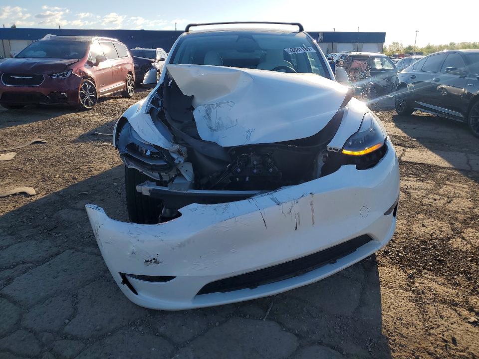 52881186 :رقم المزاد ، 7SAYGDEE0PF780770 vin ، 2023 Tesla Model Y مزاد بيع