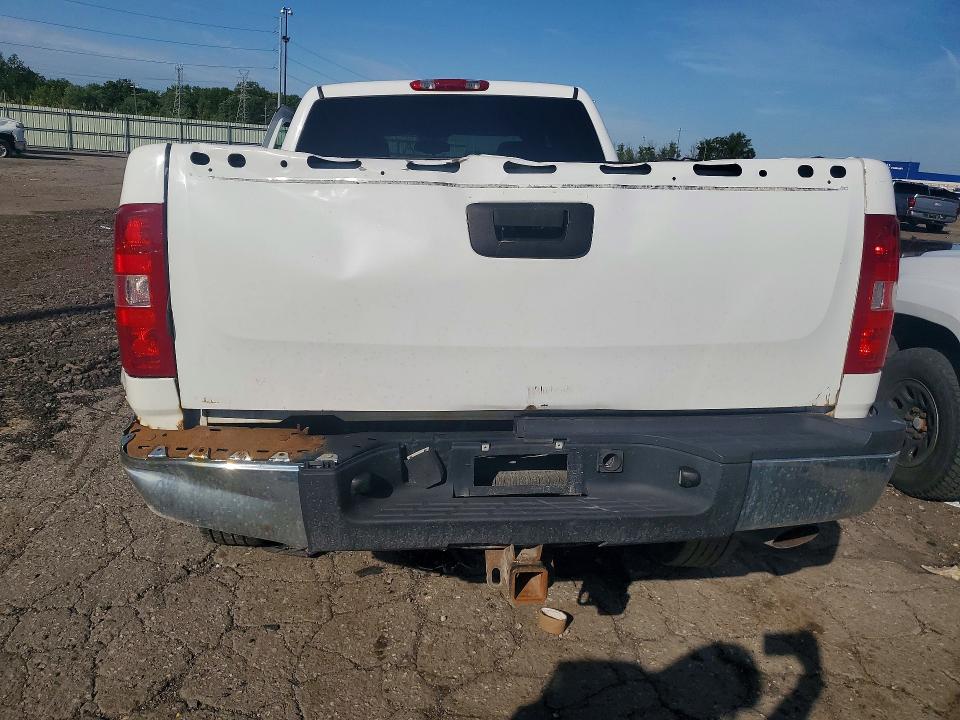 Продаж на аукціоні авто 2008 Chevrolet Silverado, vin: 1GCHK29K08E163534, номер лоту: 55024726