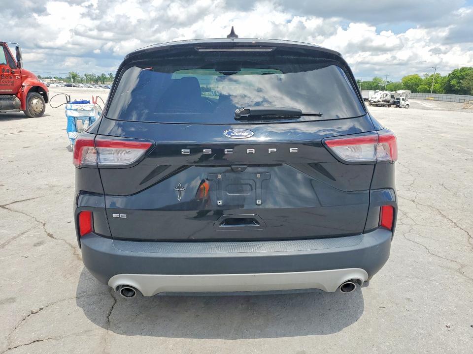 54560626 :رقم المزاد ، 1FMCU0G65NUC04915 vin ، 2022 Ford Escape مزاد بيع