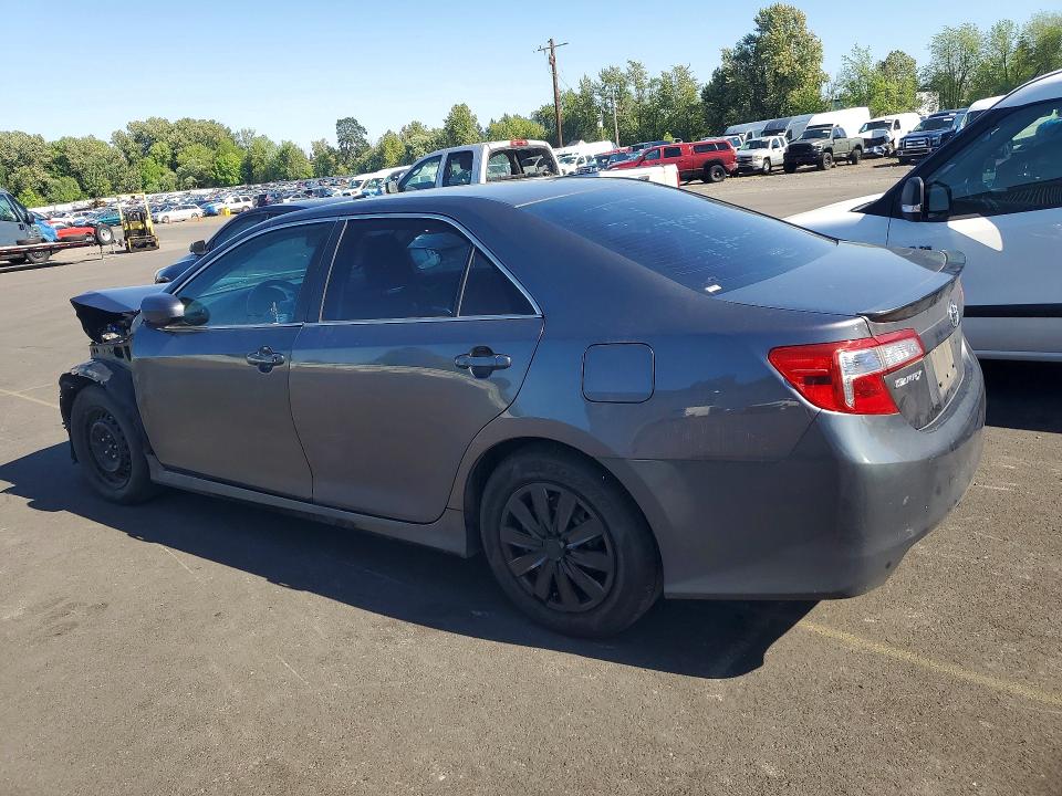 54527526 :رقم المزاد ، 4T1BF1FK4DU283101 vin ، 2013 Toyota Camry مزاد بيع