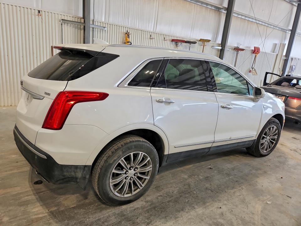 55433226 :رقم المزاد ، 1GYKNBRS7HZ131583 vin ، 2017 Cadillac Xt5 مزاد بيع