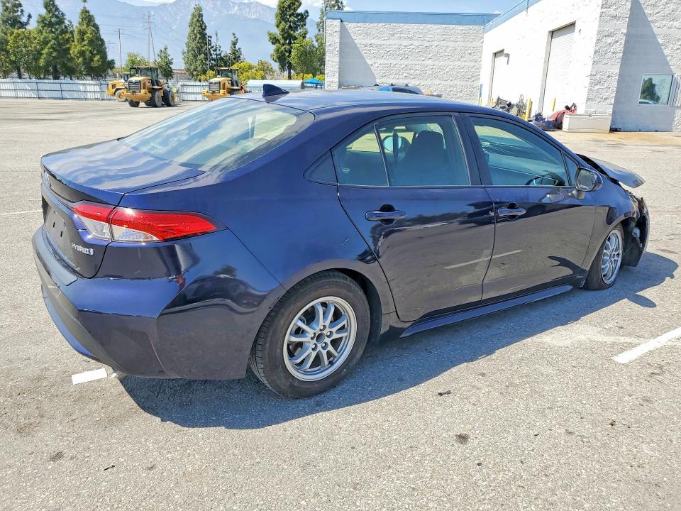 Продаж на аукціоні авто 2022 Toyota Corolla, vin: JTDEAMDE4NJ046688, номер лоту: 52257996