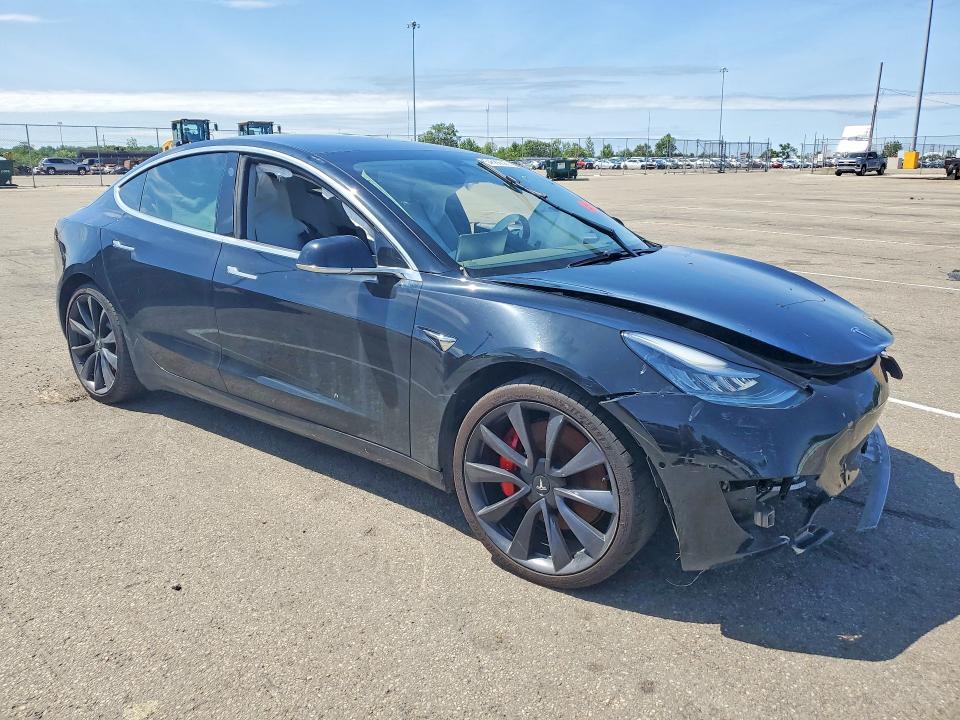 54586626 :رقم المزاد ، 5YJ3E1EC1LF796416 vin ، 2020 Tesla Model 3 مزاد بيع