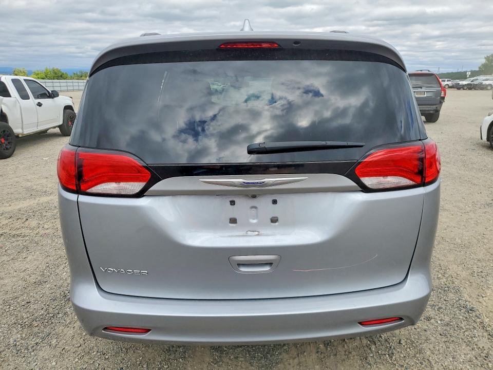 52573436 :رقم المزاد ، 2C4RC1DG3LR163814 vin ، 2020 Chrysler Voyager مزاد بيع