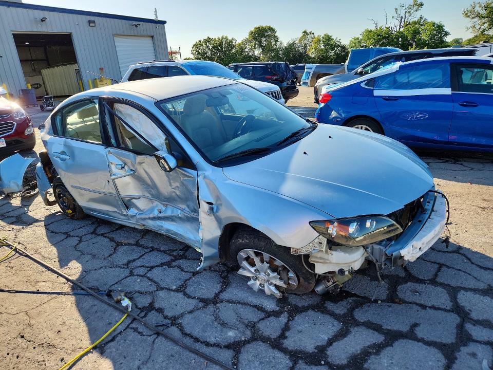 Продаж на аукціоні авто 2007 Mazda 3, vin: JM1BK32F471655515, номер лоту: 53296986