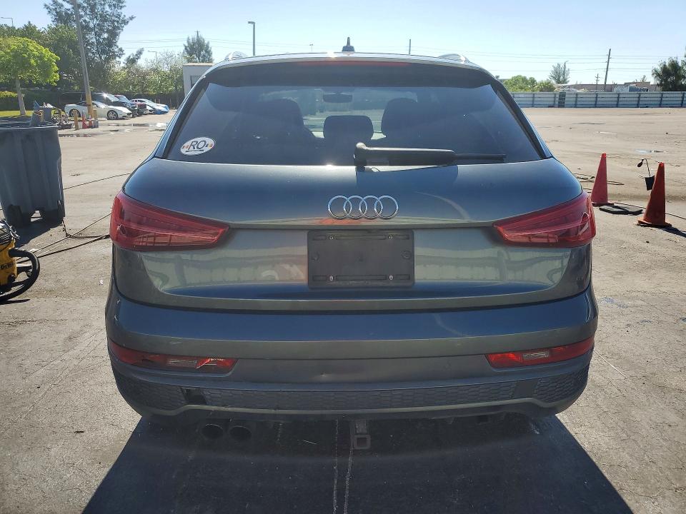 52542856 :رقم المزاد ، WA1JCCFS4JR023844 vin ، 2018 Audi Q3 مزاد بيع