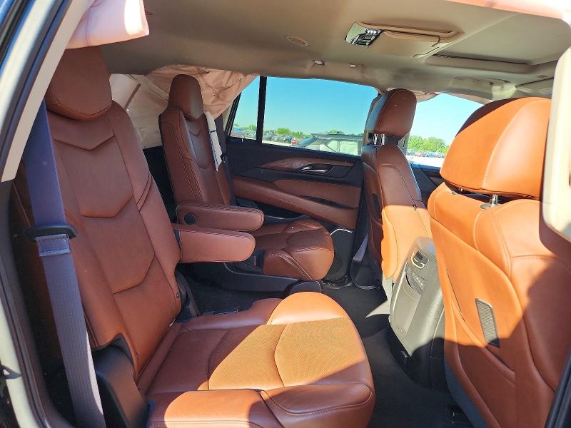 53596756 :رقم المزاد ، 1GYS4CKJ5HR135013 vin ، 2017 Cadillac Escalade مزاد بيع