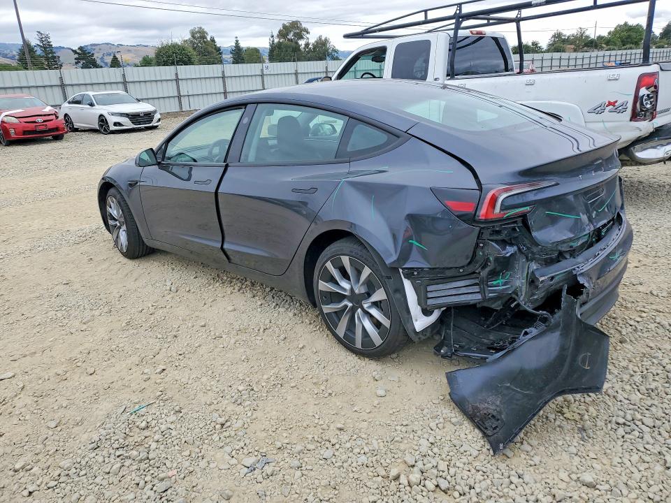 52429006 :رقم المزاد ، 5YJ3E1EA5SF040875 vin ، 2025 Tesla Model 3 مزاد بيع