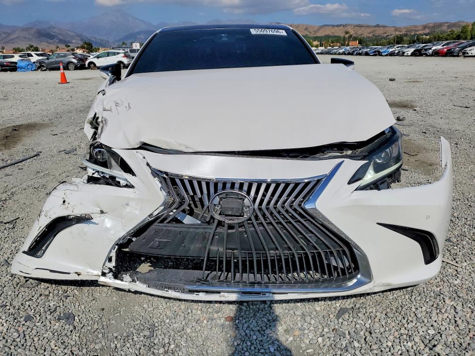 Продажа на аукционе авто 2020 Lexus Es, vin: 58ADZ1B1XLU070562, номер лота: 55097696