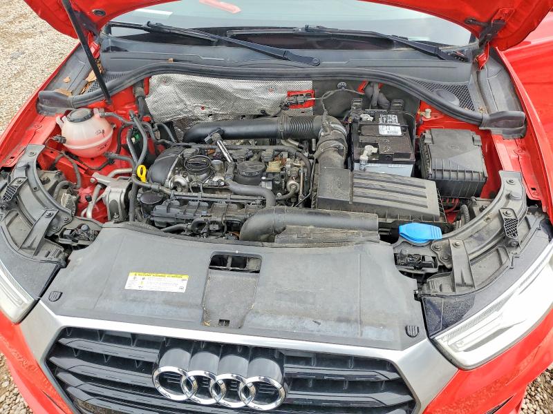 52018586 :رقم المزاد ، WA1BCCFS3JR032278 vin ، 2018 Audi Q3 مزاد بيع