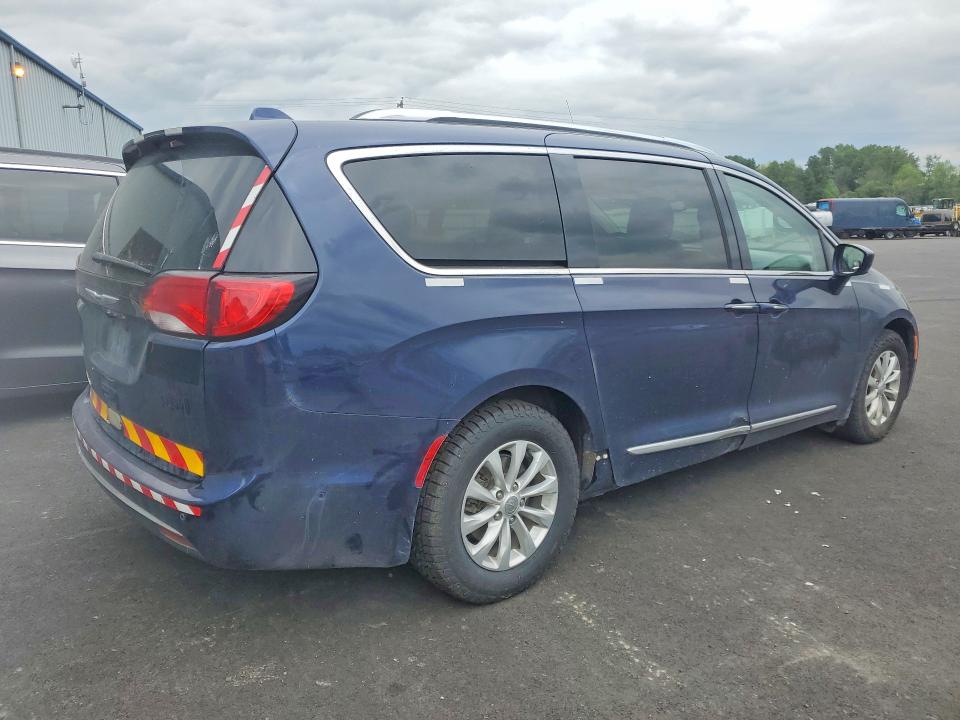 Продажа на аукционе авто 2019 Chrysler Pacifica, vin: 2C4RC1BGXKR549440, номер лота: 51831856