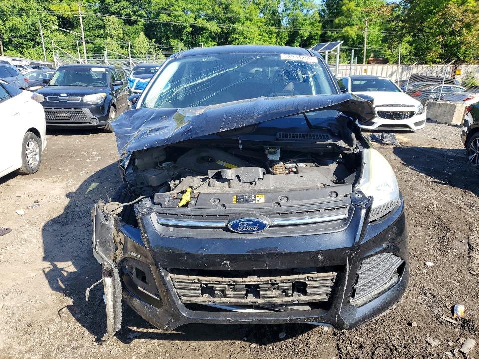 2015 Ford Escape მანქანა იყიდება აუქციონზე, vin: 1FMCU0GX2FUC19608, აუქციონის ნომერი: 52934256