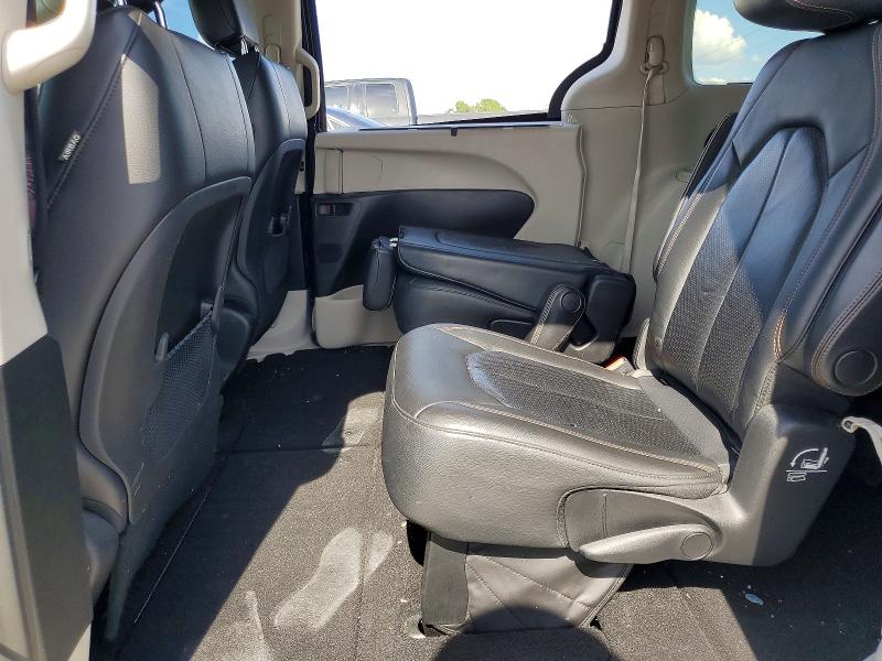 Продажа на аукционе авто 2018 Chrysler Pacifica, vin: 2C4RC1BG0JR217781, номер лота: 54802176