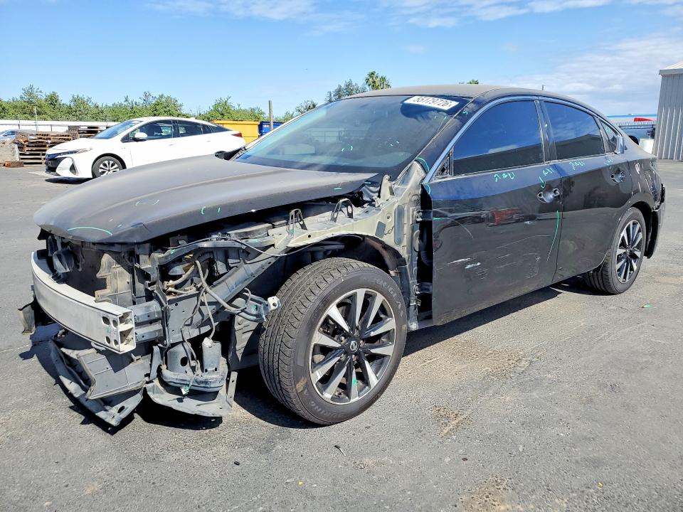 55179726 :رقم المزاد ، 1N4AL3APXJC242678 vin ، 2018 Nissan Altima مزاد بيع