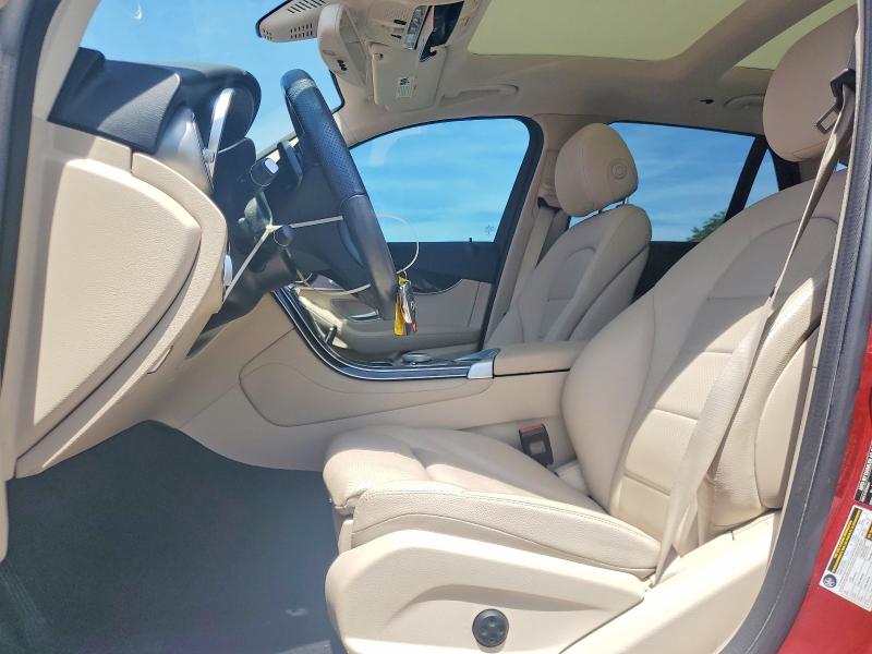 52319686 :رقم المزاد ، WDC0G4JB2KF635170 vin ، 2019 Mercedes-benz Glc مزاد بيع