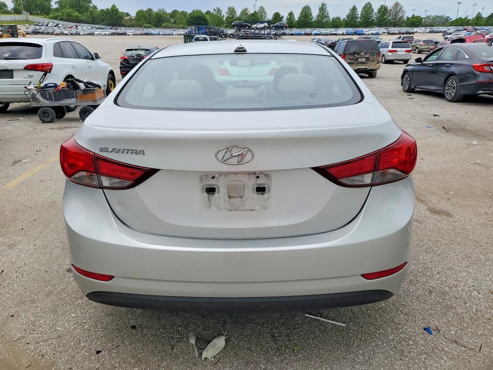 Aukcja sprzedaży 2016 Hyundai Elantra, vin: 5NPDH4AE8GH705346, numer aukcji: 52863426
