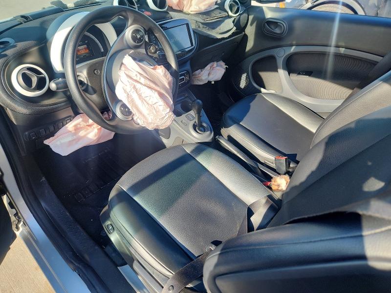 Aukcja sprzedaży 2016 Smart Fortwo, vin: WMEFJ5DA4GK123419, numer aukcji: 52377396