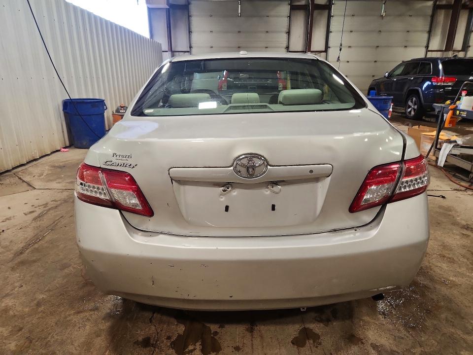 54629096 :رقم المزاد ، 4T1BF3EK2AU030268 vin ، 2010 Toyota Camry مزاد بيع