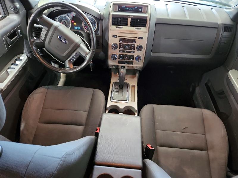 2010 Ford Escape მანქანა იყიდება აუქციონზე, vin: 1FMCU0DG0AKD26052, აუქციონის ნომერი: 54953846