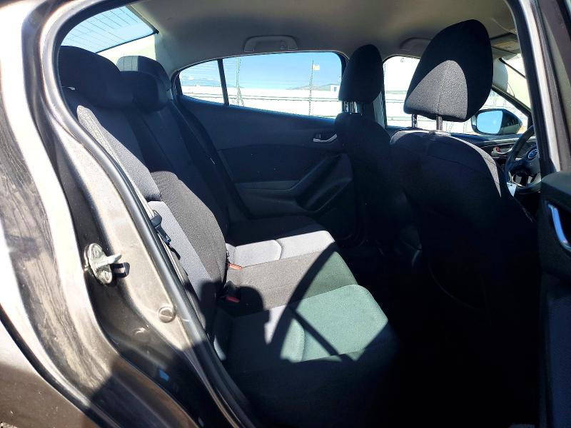 53060386 :رقم المزاد ، 3MZBM1T75GM320690 vin ، 2016 Mazda 3 مزاد بيع