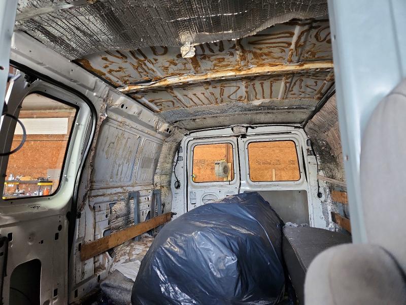 52173106 :رقم المزاد ، 1FTNE2EW6BDA56696 vin ، 2011 Ford Econoline مزاد بيع