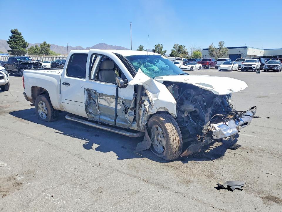 Продажа на аукционе авто 2011 Chevrolet Silverado, vin: 3GCPCSE02BG230860, номер лота: 52746116