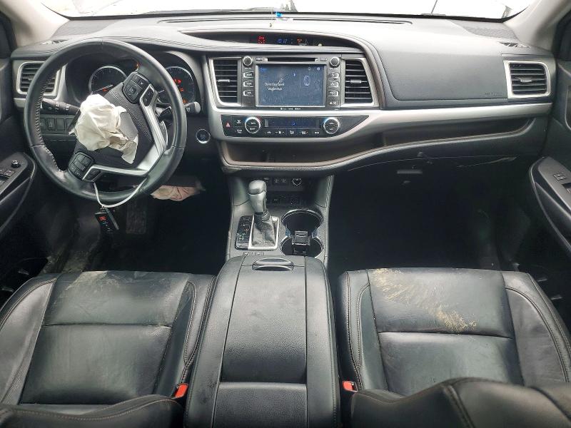 54434836 :رقم المزاد ، 5TDKZRFH0JS532752 vin ، 2018 Toyota Highlander مزاد بيع