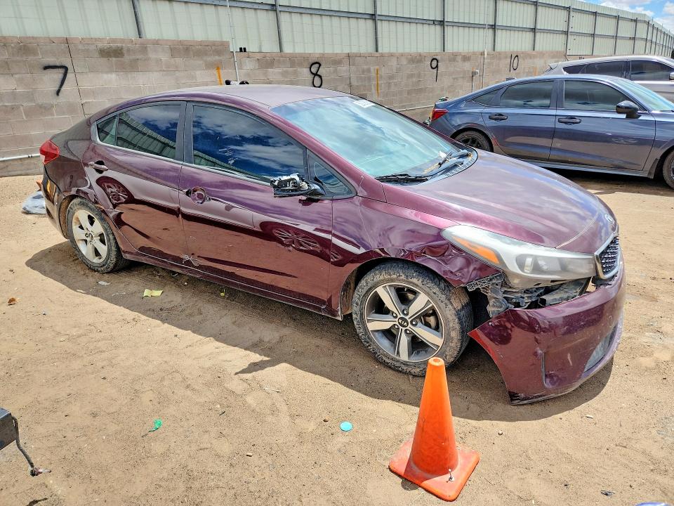 2018 Kia Forte მანქანა იყიდება აუქციონზე, vin: 3KPFL4A7XJE166409, აუქციონის ნომერი: 52703556