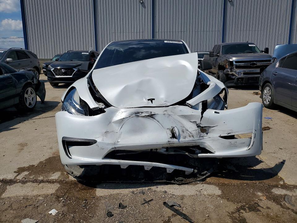 Продажа на аукционе авто 2023 Tesla Model Y, vin: 7SAYGDEE0PA153337, номер лота: 55137246