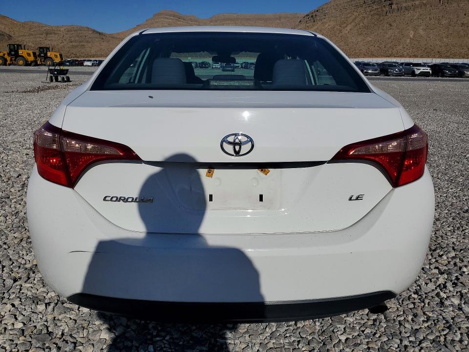2018 Toyota Corolla მანქანა იყიდება აუქციონზე, vin: 2T1BURHE6JC068389, აუქციონის ნომერი: 55412116