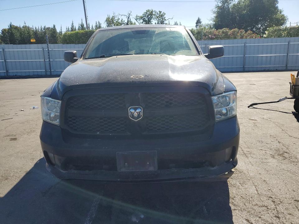 53672036 :رقم المزاد ، 1C6RR7KT7ES142670 vin ، 2014 Ram Ram 1500 مزاد بيع