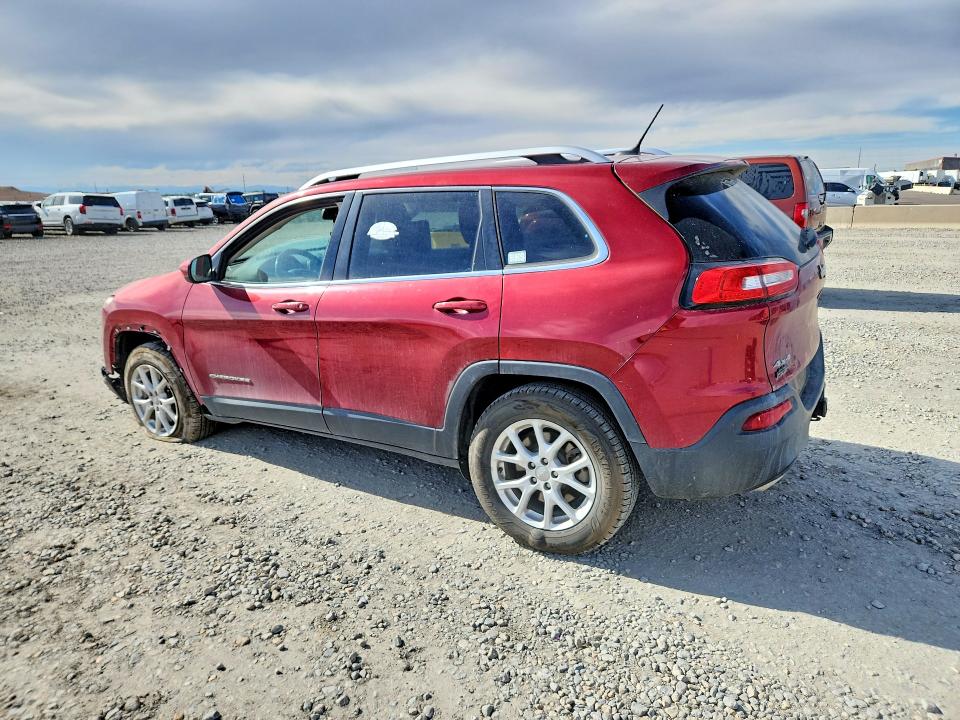 54692736 :رقم المزاد ، 1C4PJMCS6FW777563 vin ، 2015 Jeep Cherokee مزاد بيع