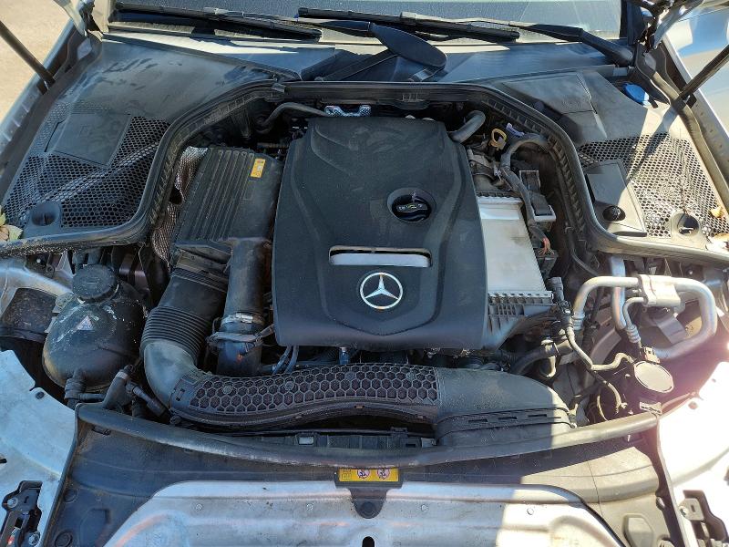 52316576 :رقم المزاد ، 55SWF4JBXJU234762 vin ، 2018 Mercedes-benz C مزاد بيع