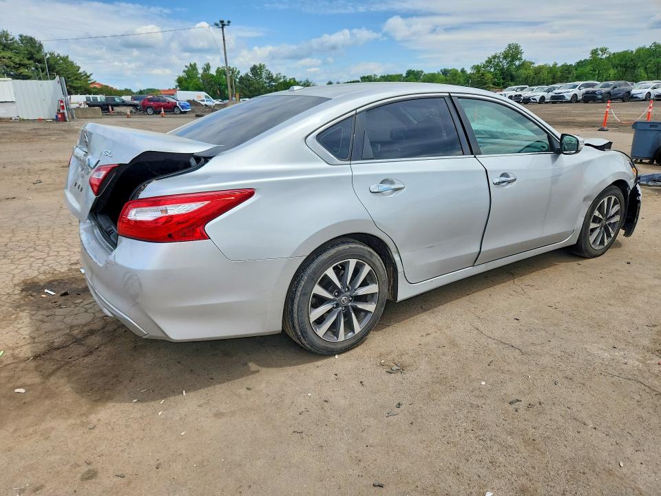 Продажа на аукционе авто 2017 Nissan Altima, vin: 1N4AL3AP9HC192785, номер лота: 55347016