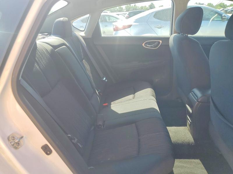 54522886 :رقم المزاد ، 3N1AB7AP6JL639218 vin ، 2018 Nissan Sentra مزاد بيع