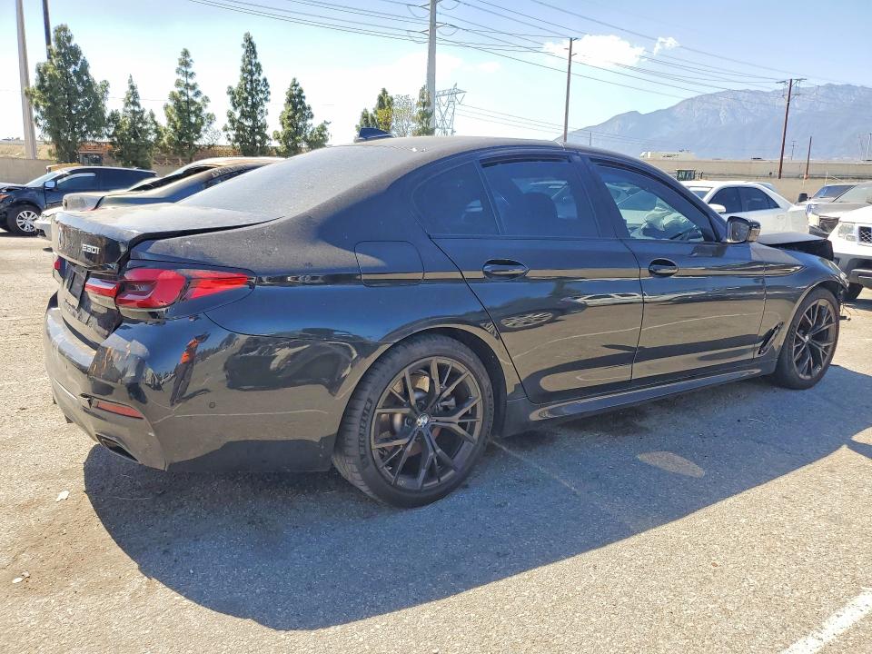 52882146 :رقم المزاد ، WBA53BH07NCJ30003 vin ، 2022 Bmw 530 مزاد بيع