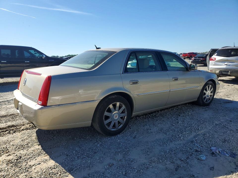 51590296 :رقم المزاد ، 1G6KD57Y17U199376 vin ، 2007 Cadillac Dts مزاد بيع
