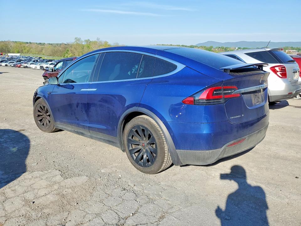 Продажа на аукционе авто 2019 Tesla Model X, vin: 5YJXCAE27KF152626, номер лота: 52351506