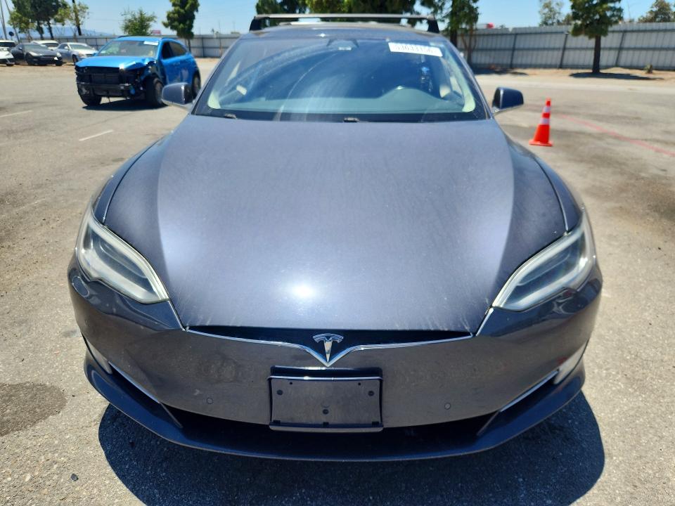 Продаж на аукціоні авто 2018 Tesla Model S, vin: 5YJSA1E25JF283973, номер лоту: 53633156