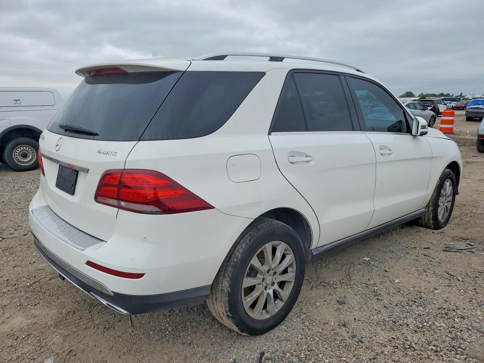 Продажа на аукционе авто 2016 Mercedes-benz Gle, vin: 4JGDA0EB6GA642800, номер лота: 52302506