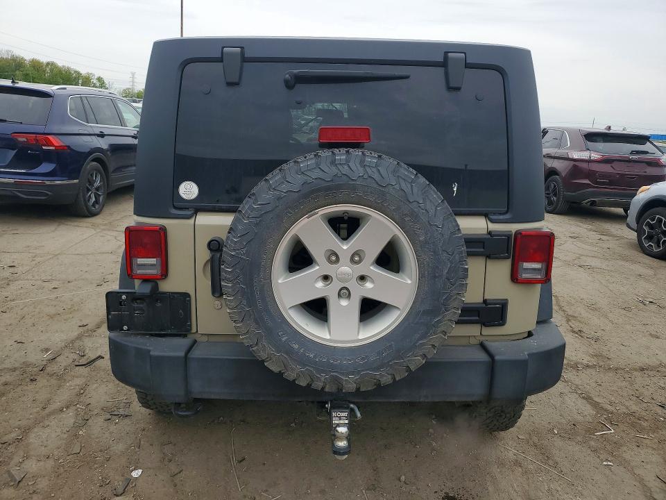 53356686 :رقم المزاد ، 1C4BJWDG5JL911523 vin ، 2018 Jeep Wrangler Unlimited مزاد بيع