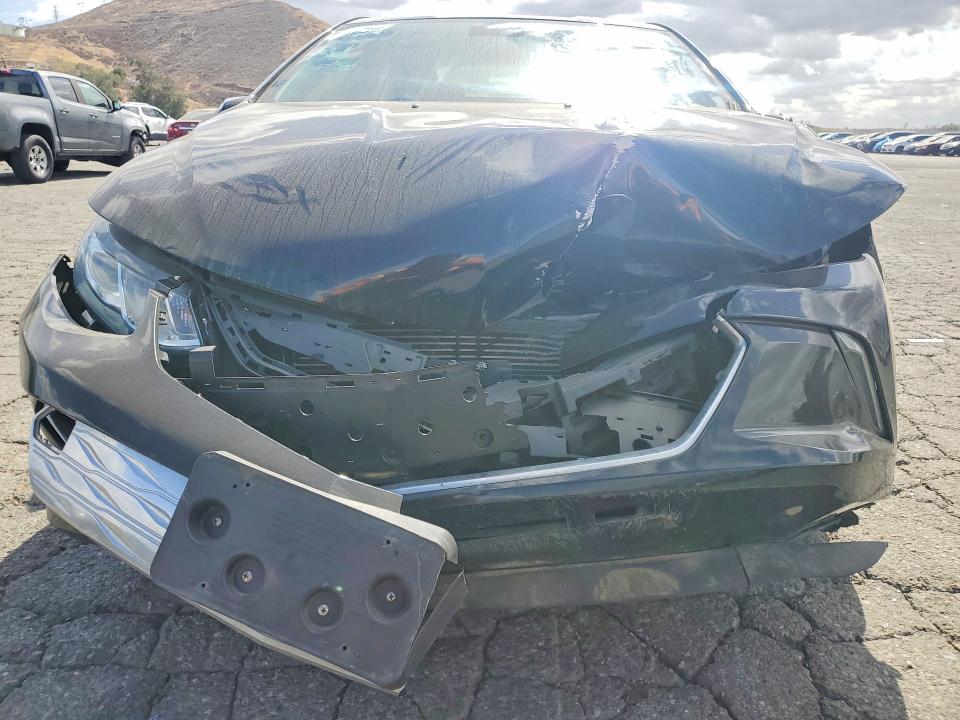 55066336 :رقم المزاد ، 1G1RC6S55JU152174 vin ، 2018 Chevrolet Volt مزاد بيع