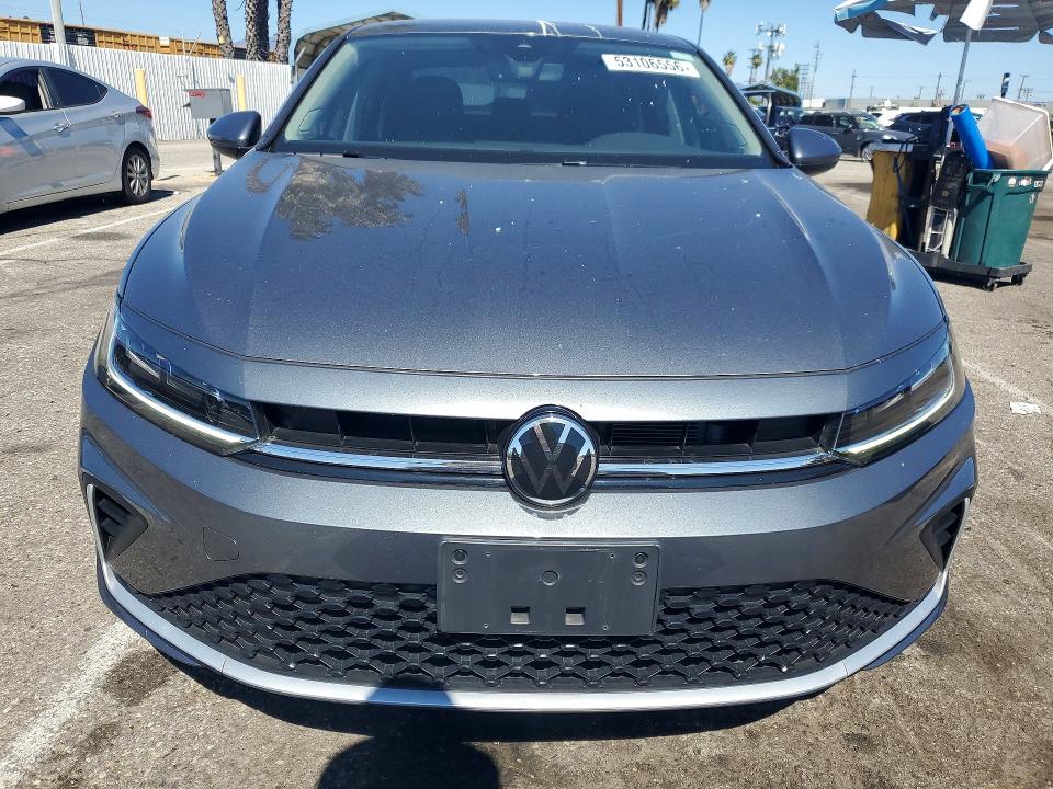 Продажа на аукционе авто 2025 Volkswagen Jetta, vin: 3VWEX7BU0SM027867, номер лота: 53106556