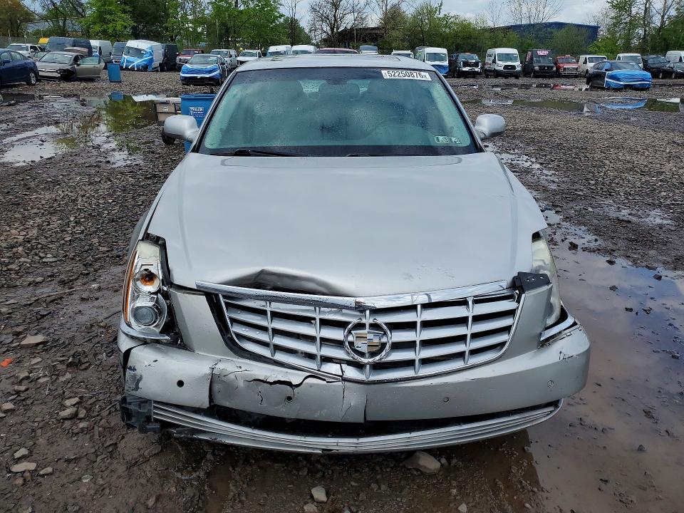2007 Cadillac Dts მანქანა იყიდება აუქციონზე, vin: 1G6KD57Y67U163005, აუქციონის ნომერი: 52250876