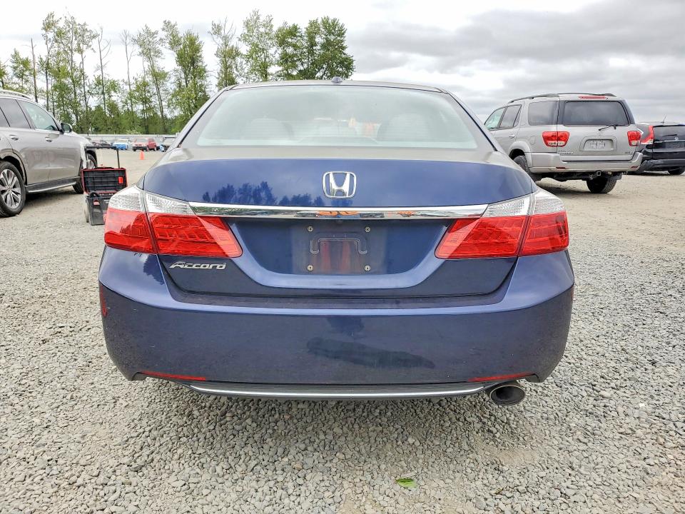 2015 Honda Accord მანქანა იყიდება აუქციონზე, vin: 1HGCR2F8XFA184279, აუქციონის ნომერი: 52039866