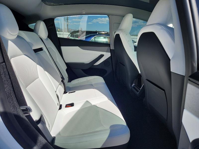 2026 Tesla Model Y მანქანა იყიდება აუქციონზე, vin: 7SAYGDED9TF417000, აუქციონის ნომერი: 53353726