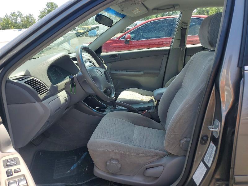 52538126 :رقم المزاد ، JTDBE32K220130939 vin ، 2002 Toyota Camry مزاد بيع